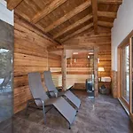 Hébergement de vacances Haus Ostermoasspitz In St- Martin Am Tennengebirge By Interhome