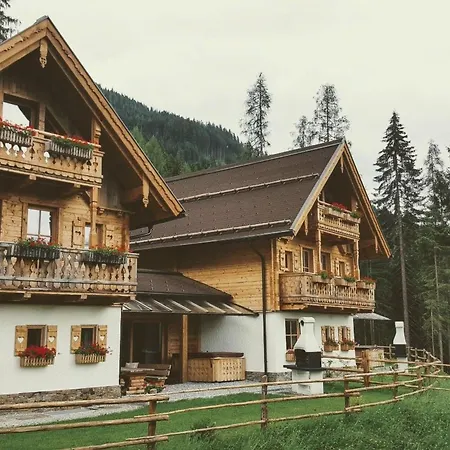 Ferienhaus Haus Ostermoasspitz In St- Martin Am Tennengebirge By Interhome *